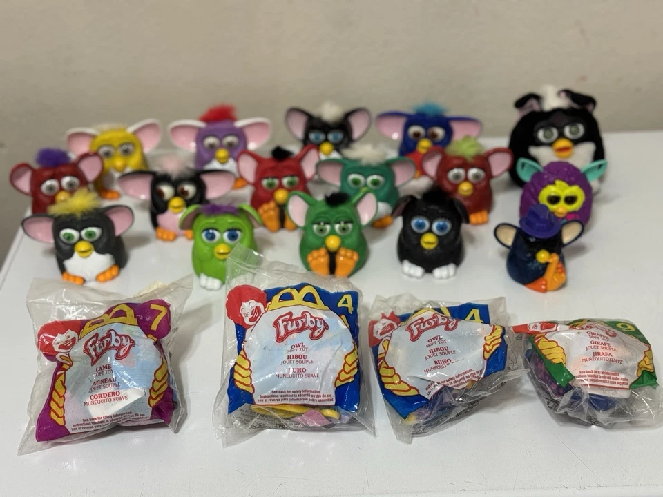 Gran Lote de Juguetes Furby McDonald’s Algunos Nuevos en Paquete Juguetes Happy Meal 20 un. Foto 1 de 4