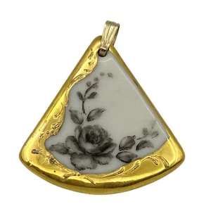 Colgante Vintage China Rota Diseño Rosa Chapado en Oro Collar Dije Negro Blanco - Imagen 1 de 3