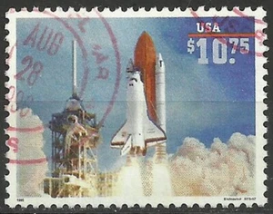 Francobolli USA: 1995 Space Shuttle Endeavour $10,75 usati fuori carta - Foto 1 di 1