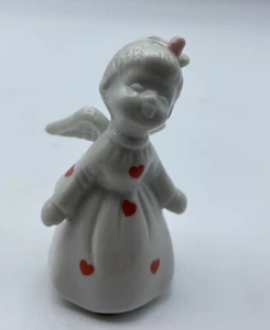Enesco Kissing Angel Figurine White Pink Rosebud 3 Inch Porcelain Hearts Vintage - Picture 1 of 7