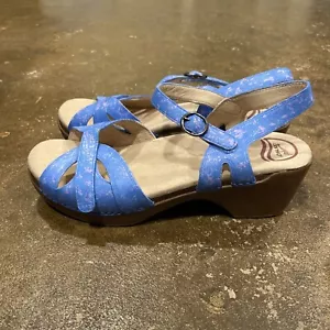 Dansko Season Blue Full Grain Leather Buckle Wedge Sandals Size US 10.5 EU 41 - Picture 1 of 9