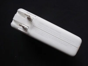 Genuine 140W USB-C Charger for APPLE MacBook Pro 14" 15" 16" 2019 2020 2021 2022 - Picture 1 of 9