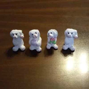 Easter Bunny White Rabbit 4 Mini Figurines - Bild 1 von 11