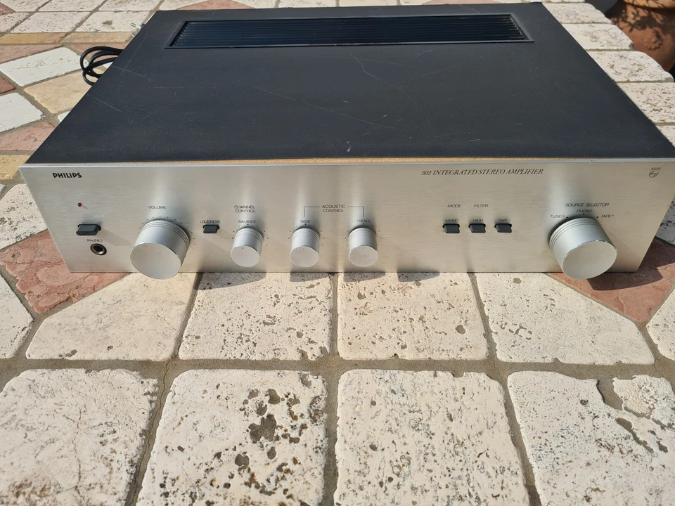 Splendido Amplificatore PHILIPS 302 - Immagine 1 di 4