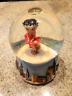 Betty Boop Musical Snowglobe I Wanna Be Loved By You 1995 Vandor Works Tested