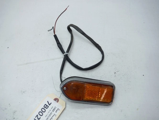 1987 JAGUAR XJ6 A/T PASSENGER RIGHT MARKER LIGHT OEM 1984 1985 1986  - Image 1 of 1