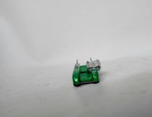 Coche de doble visión verde Hot Wheels  - Imagen 1 de 5