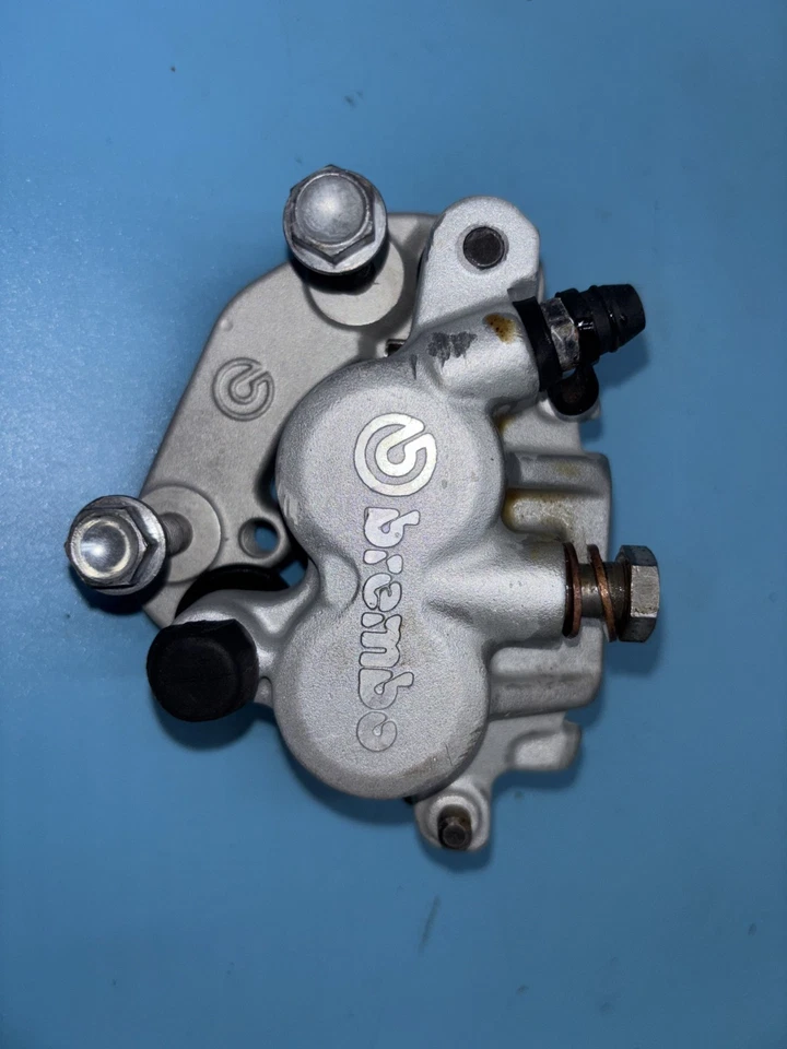 Husqvarna WR250 CR250 2006 00-06 OEM MONTAJE DE PINZA DELANTERA Foto 1 de 4