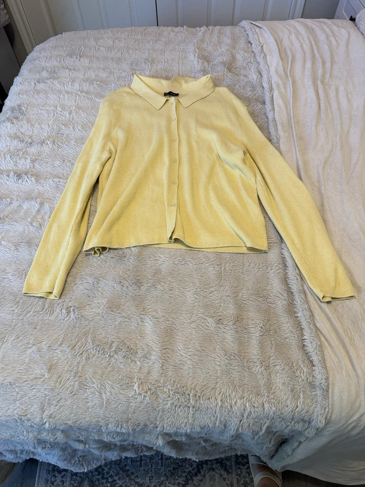 Cárdigan cuello amarillo Gap talla XXL Foto 1 de 4