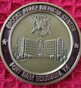 US Army BAMC Commanding General Challenge Coin, Clinical Investigation - Picture 1 of 2