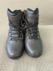 MOUNTAIN WAREHOUSE Extreme Latitude BROWN Vibram Boots MENS Size 10. BRAND NEW - Picture 1 of 8