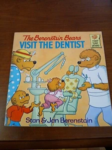 The Berenstain Bears Visit The Dentist By Stan And Jan Berenstain 1981 Paperback - Picture 1 of 14
