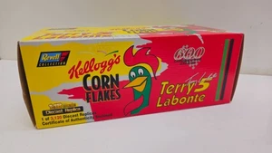 Revell Terry Labonte #5 Kellogg's Monte Carlo 1:18 Diecast Car NIB 1998 LTD Ed - Picture 1 of 6