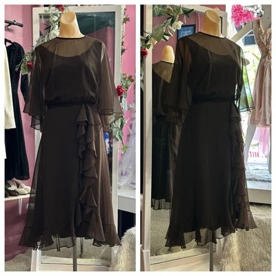 Mini vestido vintage anos 70 anos 80 marrom babados camponês boho festa minimalista P/M - Imagem 1 de 4