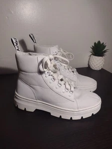 Dr. Martens Air Wair White Smooth Leather Boots New No Box US 9 UK 7 - Picture 1 of 5