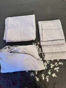 JCP HOME Set of CA King 1 Fitted Sheet, 1 Flat Sheet & 4 Pillowcases, Lt Purple - Picture 1 of 8