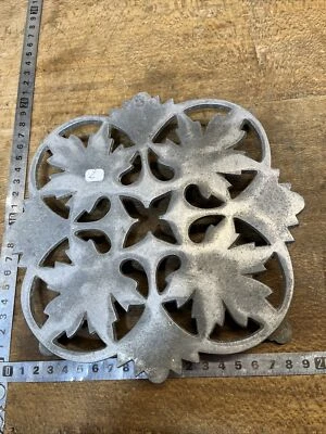 N. 2!Dessous repose plat aluminium  outil cuisine ustensile décor vintage - Photo 1/3