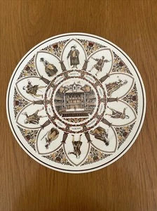 Wedgewood “Shakespeare” characters “all the worlds stage” plate. - Picture 1 of 6