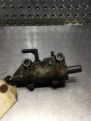 2009 POLARIS SPORTSMAN 850 EPS REAR MASTER CYLINDER 1911347 1913903 t061 - Image 1 of 4