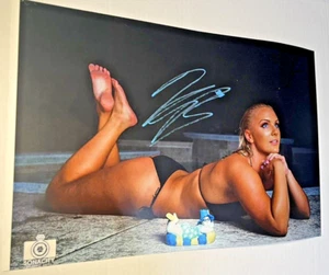 Poster firmato AEW 11x17 Wrestling Diva WWE TNA NXT NWA WWC * auto - Foto 1 di 3