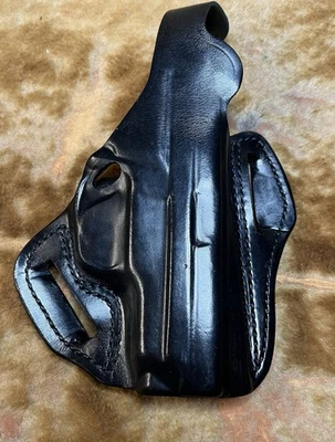 Funda de transporte oculta de cuero con orificio de bloqueo derecho Desantis OWB para Sig P228, P229 Foto 1 de 4