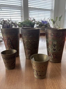 Set 3 Tassen und 2 Schnapsgläser Vintage Messing Indianer graviert bemalt - Bild 1 von 6