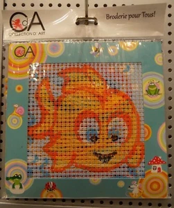 SET HALBSTRICK STICKEREI BEDRUCKTES TUCH + WOLLE + KUNSTSTOFFNADEL FISCH - Bild 1 von 1