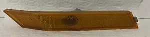 Genuine - 2006-09 Ford Fusion FRONT RIGHT Marker Light - #6E53-13B220-AD OEM - Picture 1 of 3