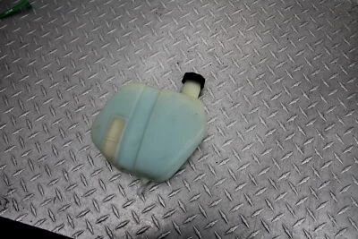 Kawasaki G3tr Bushmaster 1970 refrigerante tanque de agua botella depósito Foto 1 de 4