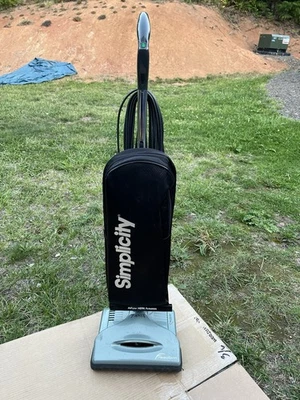 Simplicity Freedom F3500 Lightweight Upright Vacuum WORKS ROUGH AS IS PARTS - Image 1 of 4