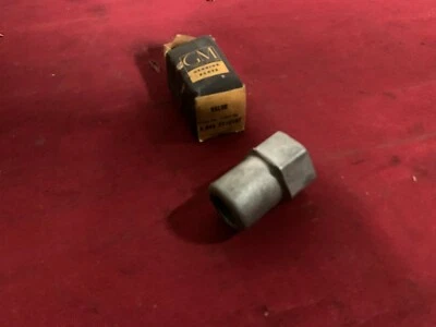 NOS 1946-1957 CHEVROLET / GMC TRUCK 2 SPEED AXLE CHECK VALVE GM 2214107 46-57  - Image 1 of 4