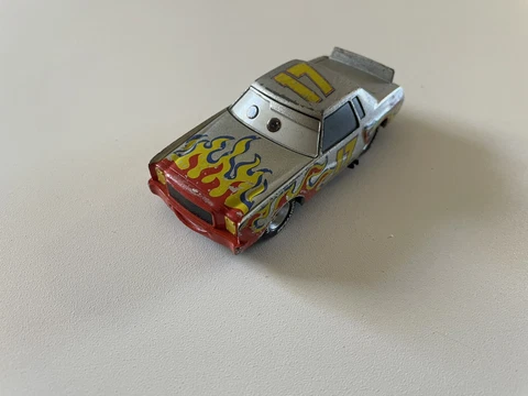Disney Store Exclusive Pixar Cars 2 Darrell Cartrip **Play condition** Cover