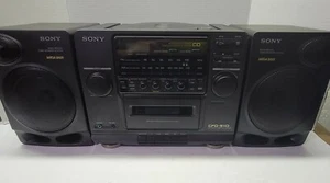 Sony CFD-510 Ghettoblaster CD Kassettenradio AM/FM Mega Bass für Teile oder Reparatur - Bild 1 von 4