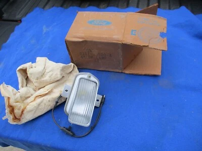 NOS 1972 1973 FORD THUNDERBIRD LUZ REVERSA RETROCESO LÁMPARA D3SZ-15500-A NOS Foto 1 de 4