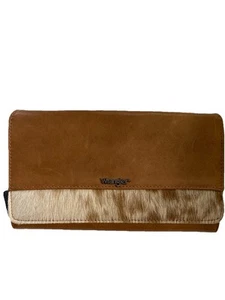 Wrangler Wmns Cowhide Trim Leather Wallet Zip Around Flap Over 12 Card Coin Tan - Picture 1 of 13