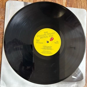 THE ROLLING STONES - TATTOO YOU  EX VINYL LP /SLEEVELESS/PRINTED INNER/ FIRST UK - Picture 1 of 8