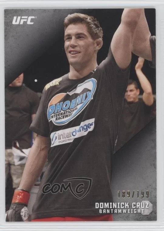 2015 Topps UFC Knockout Silver /199 Dominick Cruz #25 - Image 1 of 2