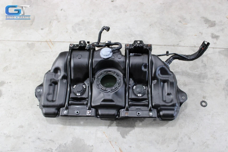 Honda Insight Hybrid 2019-2022 depósito de combustible de 1,5 L OEM Foto 1 de 4