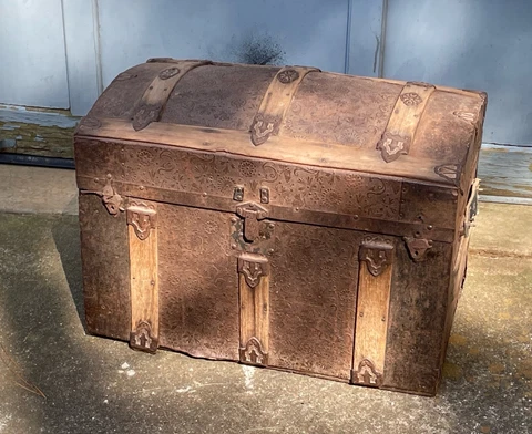 Antique Dome Shaped Steamer Trunk Cover