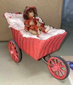 Annette Himstedt miniature porcelain PRAM & Winzlinge 1999 Club Doll Set. NIB! - Bild 1 von 22