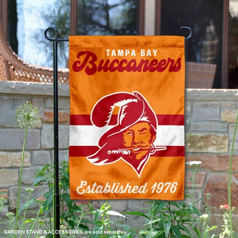 Tampa Bay Buccaneers Throwback Retro Vintage Official Garden Yard Banner Flag Cover