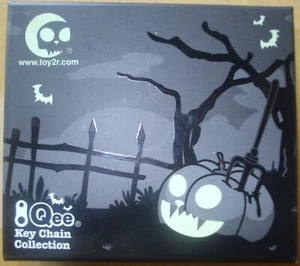 Toy2r Qee Halloween 2007 2 figure pack - Imagen 1 de 3