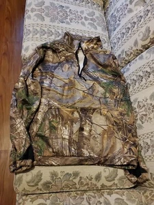 Realtree Extra Pullover with Zippered Collar and Cargo Pocket, XL - Picture 1 of 3