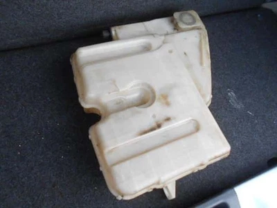 Tanque de lavado de parabrisas Mitsubishi Fuso Canter Guts 2006 MK404294 [PA41920365] Foto 1 de 4