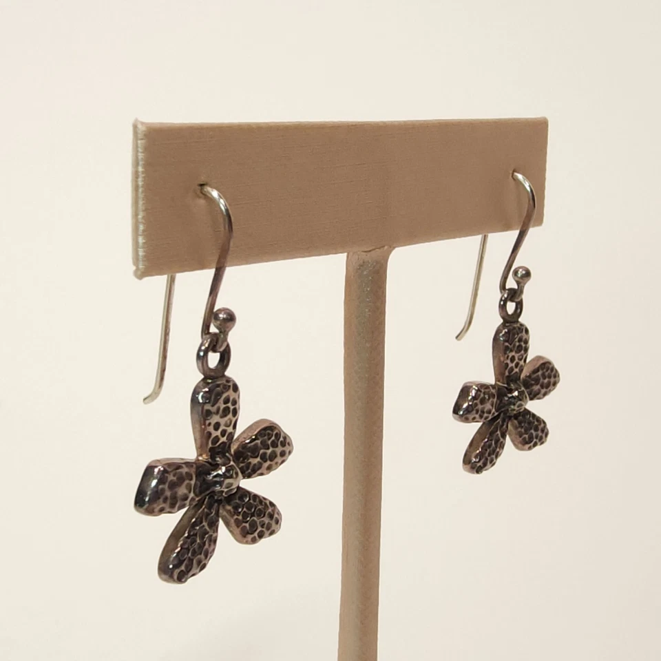 Sterling Silver 925 Silpada Flower Dangle Earrings W1155 Hammered Flower Daisy - Image 1 of 4