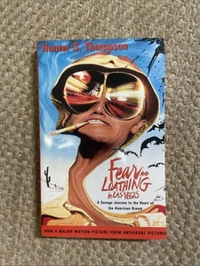 HUNTER S. THOMPSON Fear and Loathing in Las Vegas PAPERBACK Ralph Steadman Art - Picture 1 of 4