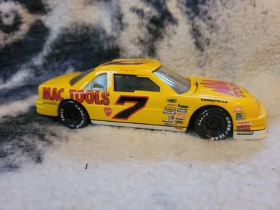 Revell 1991 MAC Tools #7 NASCAR Diecast Car amarillo modelo de carreras escala 1:24** Foto 1 de 4