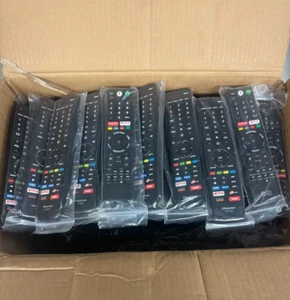 LOT OF 100 Hisense original EN3R39H 4K UHD Smart TV Remote Control (USED) - Picture 1 of 3