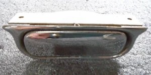 MORRIS MINOR BMC CLASSIC CAR DASH MOUNTED CHROME ASHTRAY - Picture 1 of 4
