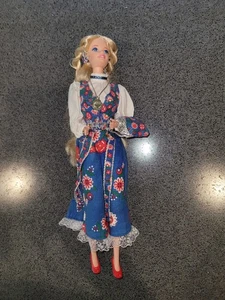 Muñecas Barbie noruegas Mattel 1995 colección #14450 muñeca Barbie - Imagen 1 de 6